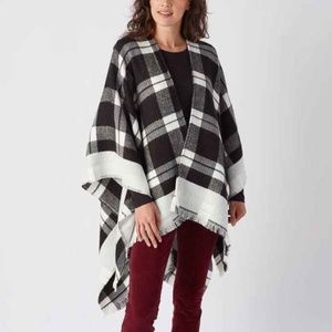 Duluth Trading Women's Plaid Poncho O/S